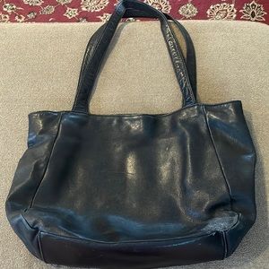 Tignanello Shoulder Bag Tote Black Leather Medium Size